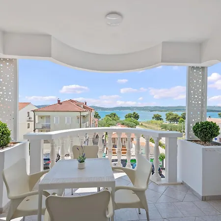 Apartament Superior Tania Sveti Filip i Jakov
